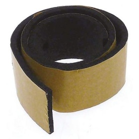 Těsnění z pěnové pryže W 21mm tloušťka 15mm Množství 350mm samolepicí